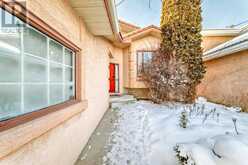 208 Sirocco Place SW Calgary