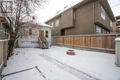 918,920 3 Avenue NW Calgary