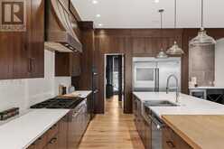 2005 48 Avenue SW Calgary