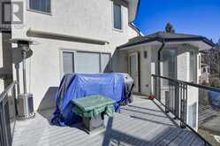 7 Edgeland Road NW Calgary