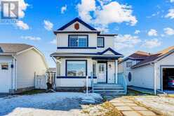 210 Saratoga Close NE Calgary