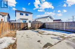 210 Saratoga Close NE Calgary