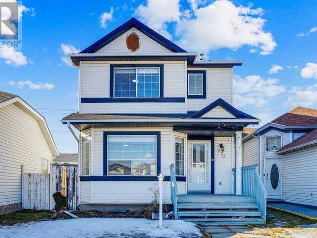 210 Saratoga Close NE Calgary Alberta