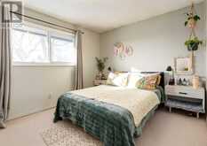 1043 16 Street NE Calgary