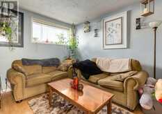 1043 16 Street NE Calgary