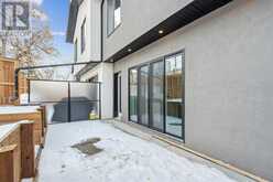 3712 8 Avenue NW Calgary