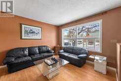 524 Queenston Gardens SE Calgary