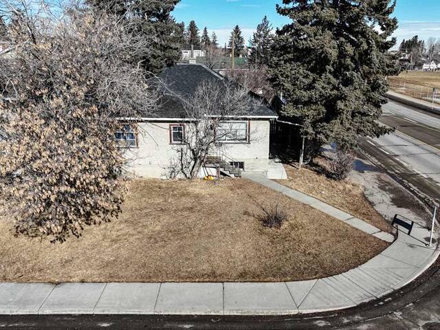 1102 21 Avenue NW Calgary Alberta