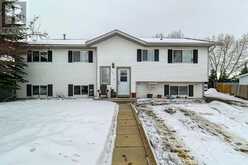 1007 11 Street SE High River