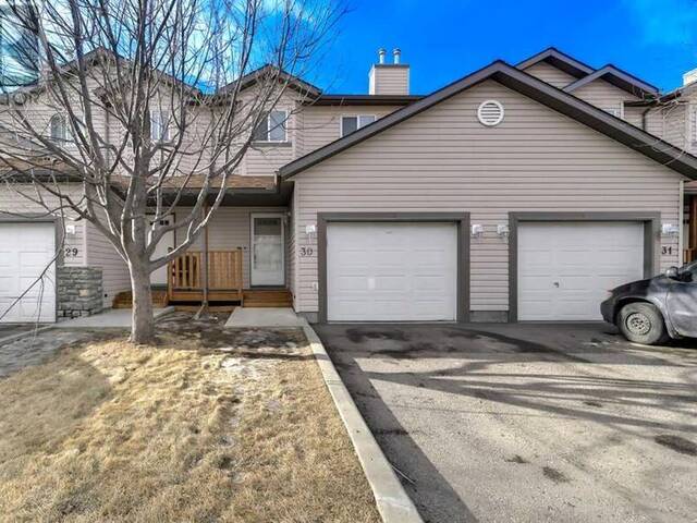 30, 156 Canoe Drive SW Airdrie