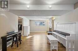 307 Woodside Bay SW Calgary