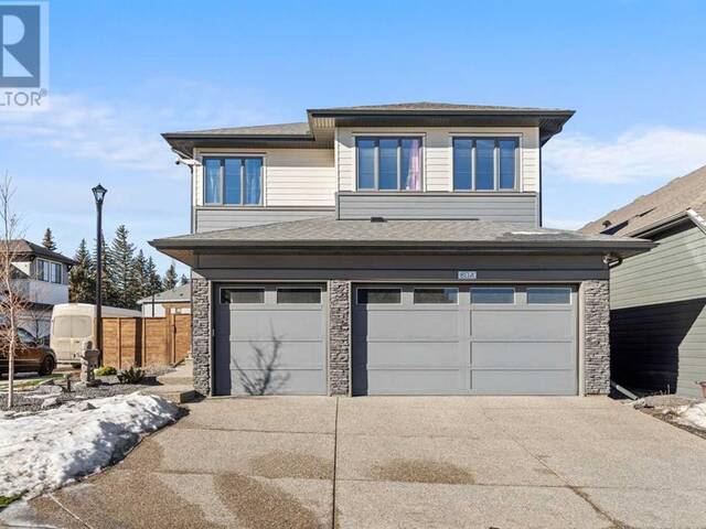 804 Shawnee Terrace SW Calgary