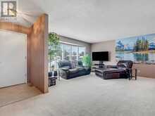 618 Oakhill Place SW Calgary