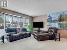 618 Oakhill Place SW Calgary