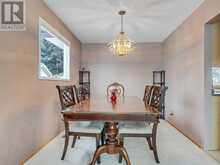 618 Oakhill Place SW Calgary