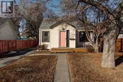 2418 Westmount Road NW Calgary