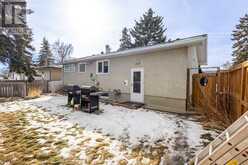 86 Farnham Drive SE Calgary