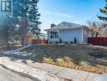 211 Silver Mead Crescent NW Calgary