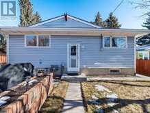 211 Silver Mead Crescent NW Calgary