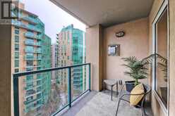 903, 200 La Caille Place SW Calgary