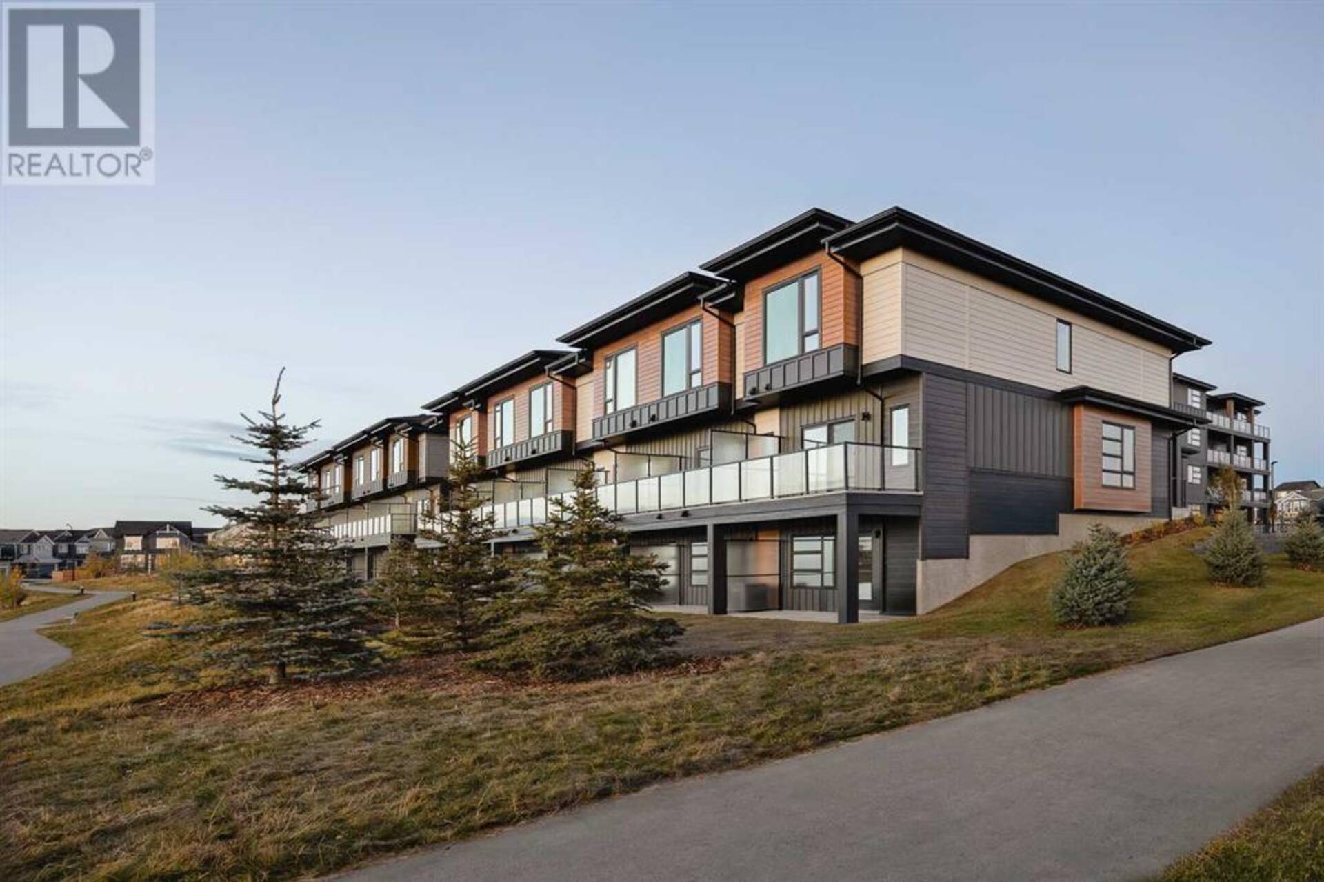 3102, 55 Lucas Way NW Calgary