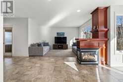 154 Crestridge Way SW Calgary