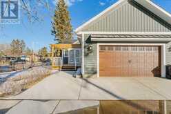 602 6 Street SW High River