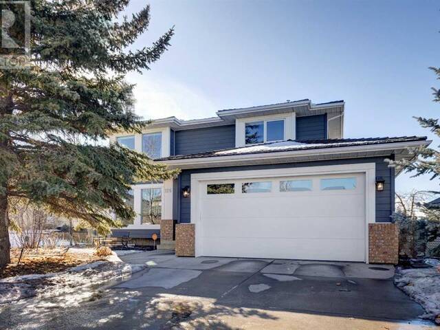 126 Douglas Woods Hill SE Calgary