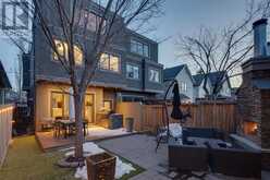 2216A 3 Avenue NW Calgary