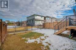 379 Lawthorn Way SE Airdrie