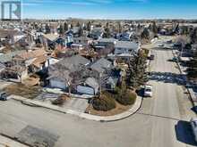 604 Meadowbrook Bay SE Airdrie