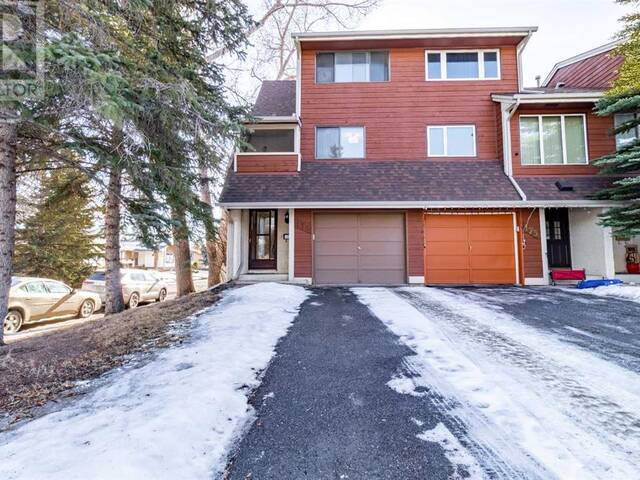 179 Woodvale Bay SW Calgary Alberta