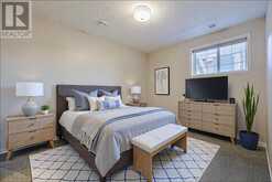 17, 43 Springborough Boulevard SW Calgary