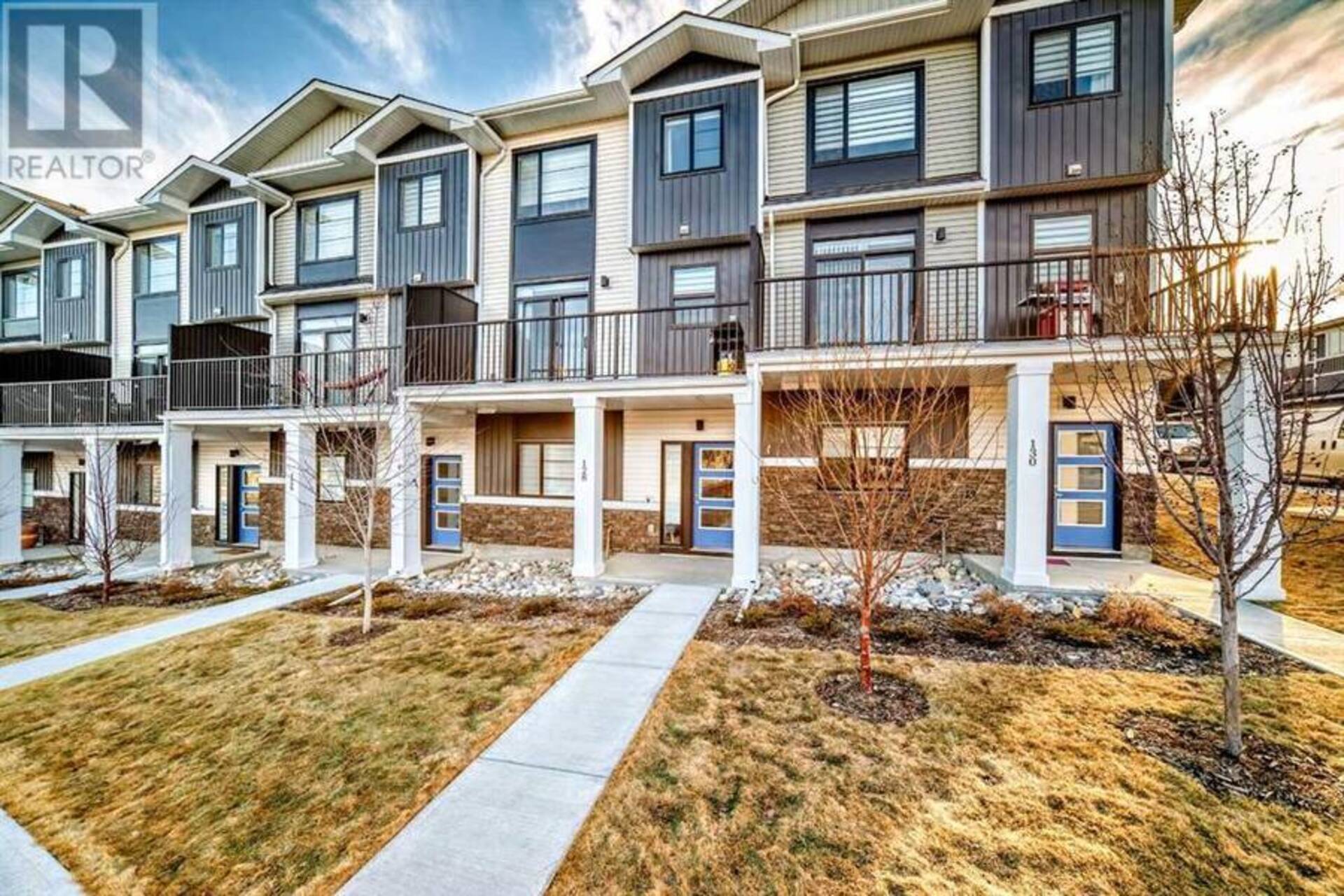 128 Crestridge Hill SW Calgary