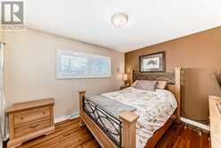 152 Hendon Drive NW Calgary