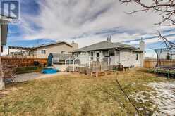 1802 Mccaskill Drive Crossfield