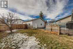 1802 Mccaskill Drive Crossfield