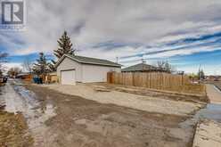 1802 Mccaskill Drive Crossfield