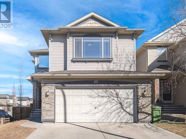 69 Pantego Hill NW Calgary