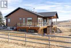 128113 530 Avenue W Rural Foothills