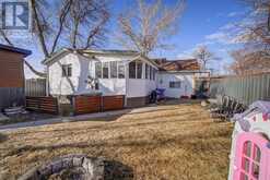 335 51 Avenue W Claresholm