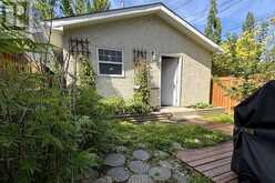 240 28 Avenue NW Calgary