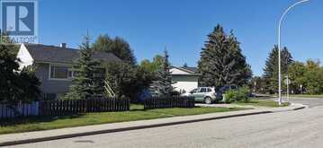 2123 Mackay Road NW Calgary