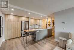 714, 738 3 Avenue SW Calgary