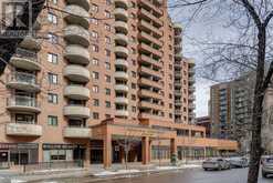 714, 738 3 Avenue SW Calgary