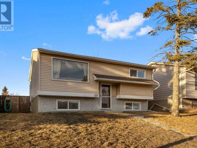 127 Fallswater Road NE Calgary Alberta