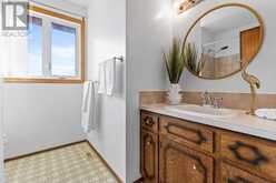 1279 Berkley Drive NW Calgary