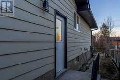 946 Berkley Drive NW Calgary