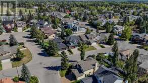 194 Woodbriar Circle SW Calgary