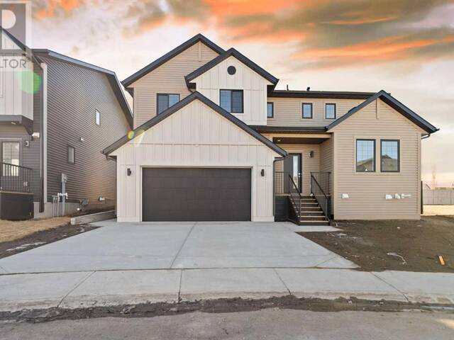 648 South Point Heath SW Airdrie